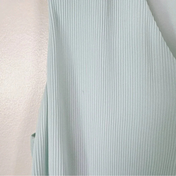 H&M Womens Size Medium  Pleated Chiffon Top Light Turquoise - Picture 14 of 14